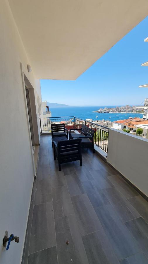 Sea And City View Apartment Sarandë Esterno foto