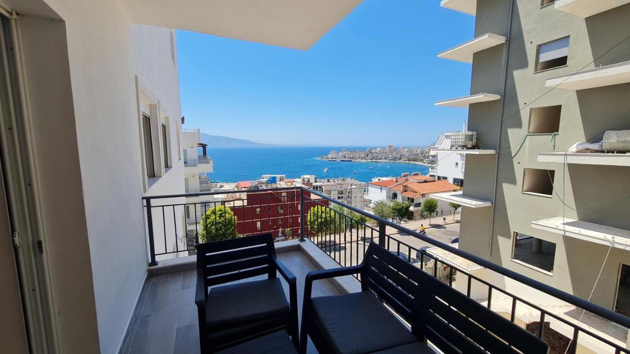 Sea And City View Apartment Sarandë Esterno foto